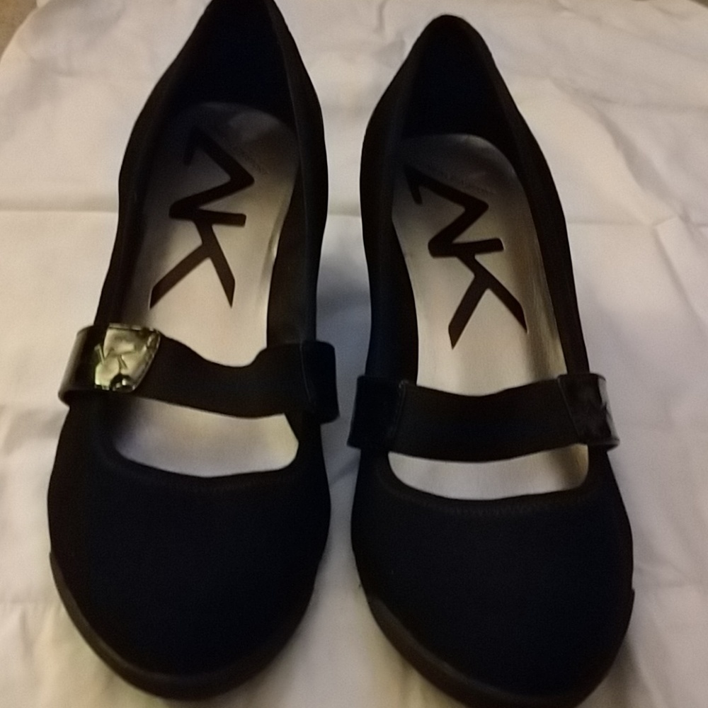 Anne Klein Sport heels
